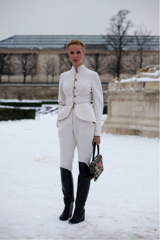 Style Note: How to Wear Head-to-Toe White Style Note: How to Wear Head-to-Toe White
