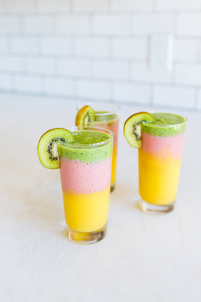 https://laurenconrad.com/wp-content/uploads/2016/07/LCSummer-Smoothies-1.jpg