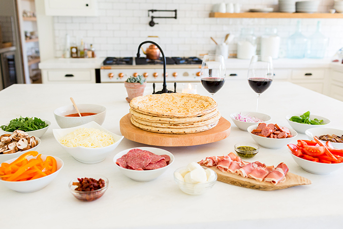 Party Planning: Throwing A Build-Your-Own Pizza Party - Lauren Conrad