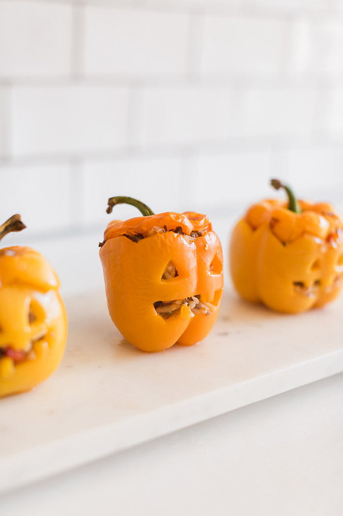 Click through for the cutest stuffed bell peppers for this Halloween