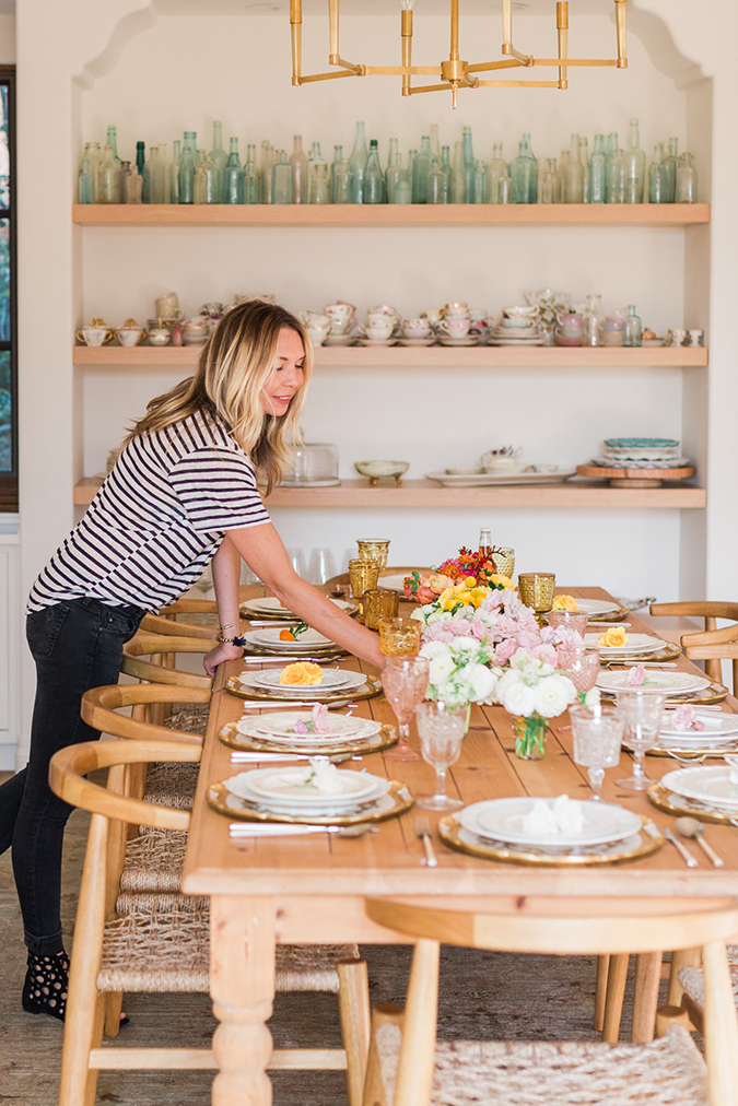 Kate Martindale's pretty ombre tablescape for Lauren Conrad