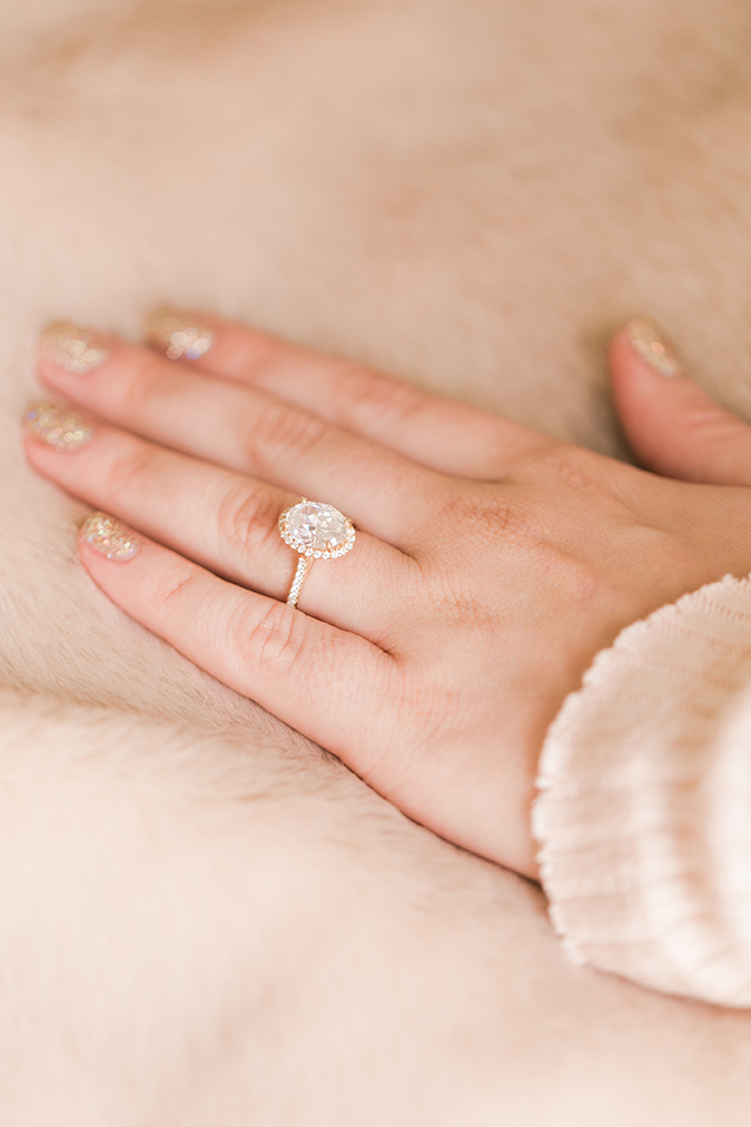 Oval engagement ring + gold glitter mani pairing