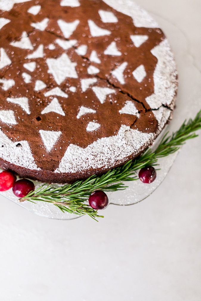 Snowflake sugar cake