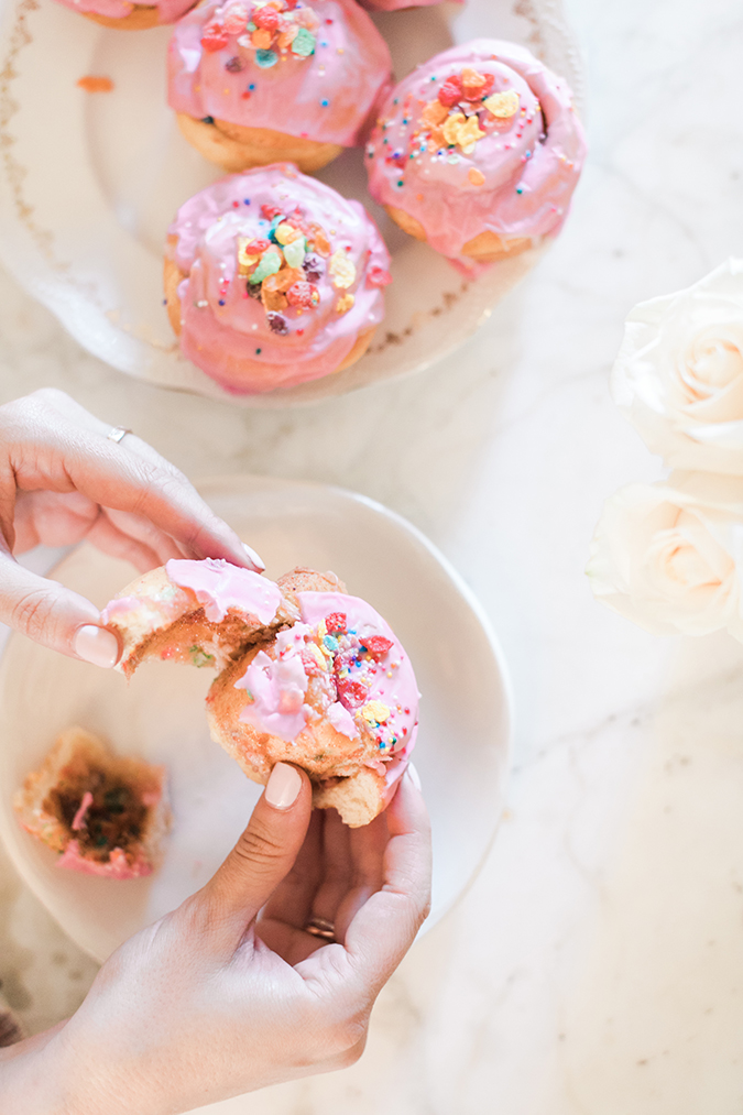 How to make Fruity Pebbles cinnamon rolls