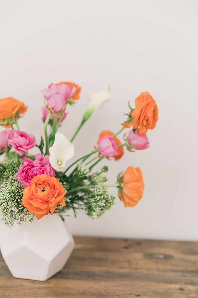 Ranunculus flower arrangement that grows