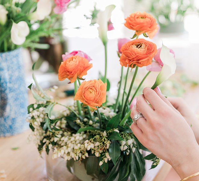 Ranunculus Flower Arrangement  Pink Centerpiece Tutorial + Design