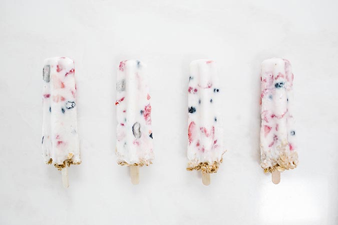 Make-ahead breakfast parfait popsicles