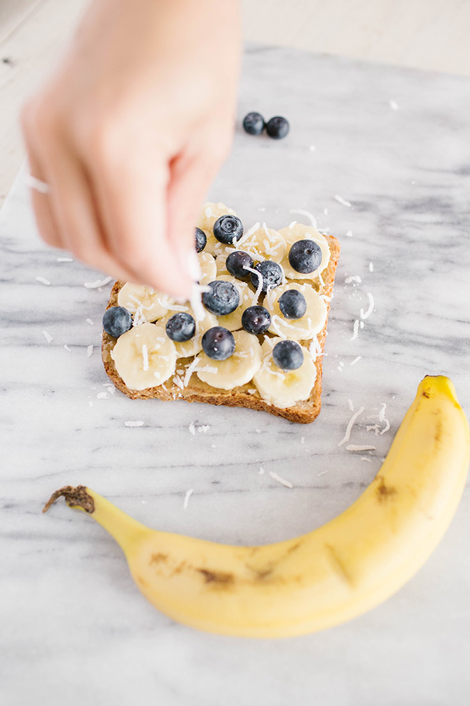 fruity breakfast toast via LaurenConrad.com