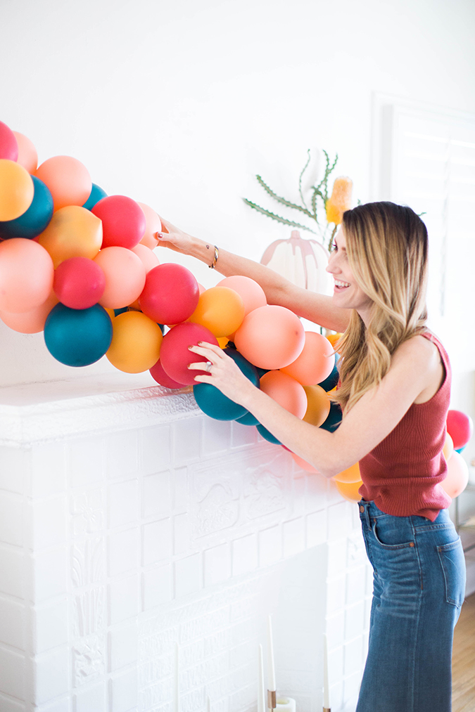 pretty Halloween mantle decor