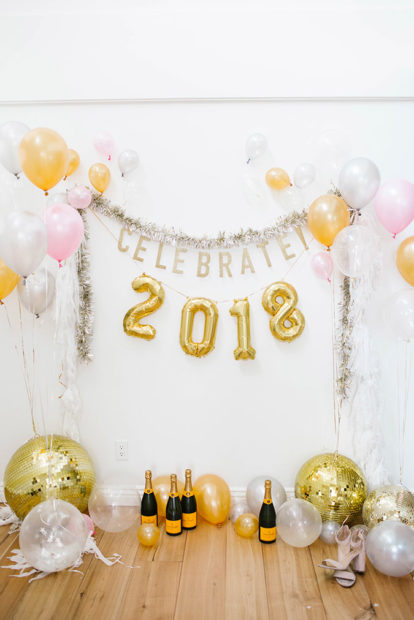 DIY: A Balloon Photo Backdrop for New Year’s Eve! - Lauren Conrad