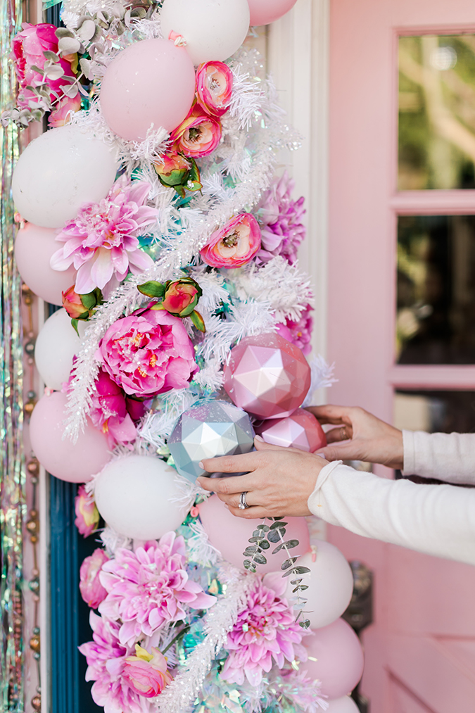 pink candyland christmas balloon arch