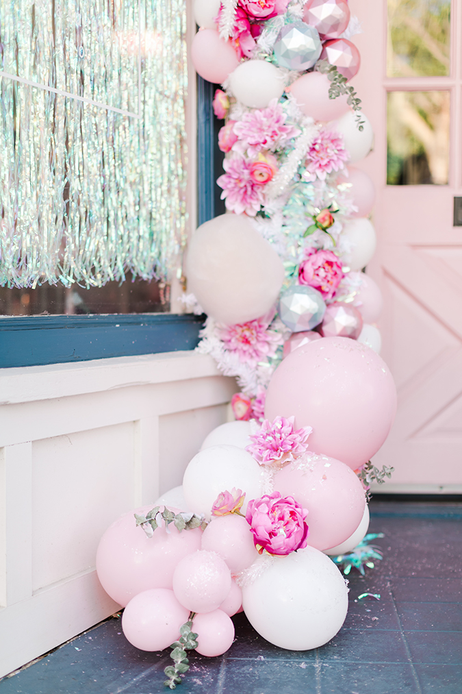 pink candyland christmas balloon arch