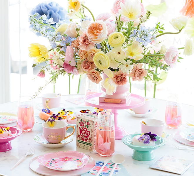Party Planning: A Bright & Colorful Floral Mother’s Day Celebration