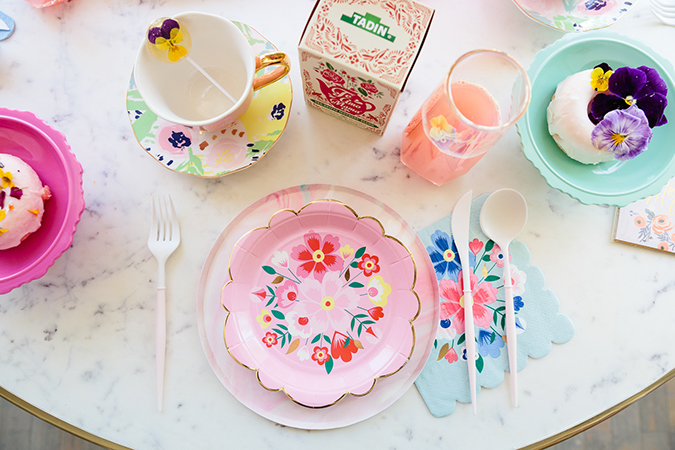 A Bright & Colorful Floral Mother’s Day Celebration