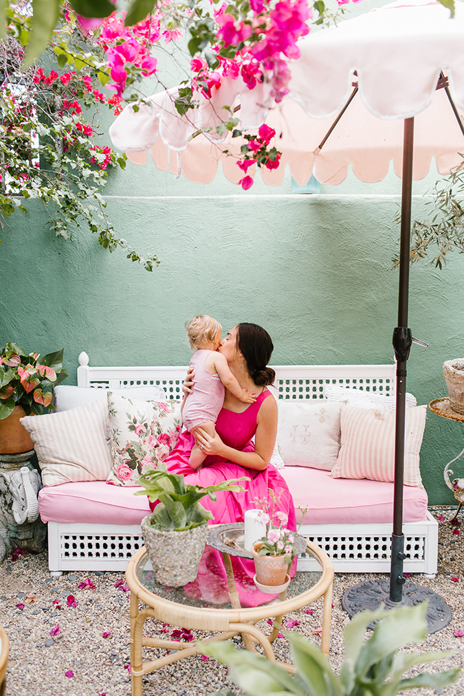 pretty pink rosé tasting picnic via laurenconrad.com