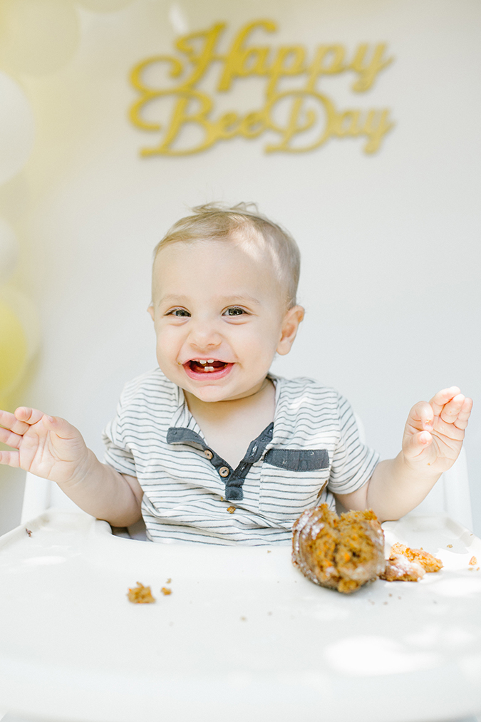 a bee-themed first "bee-day" party via laurenconrad.com