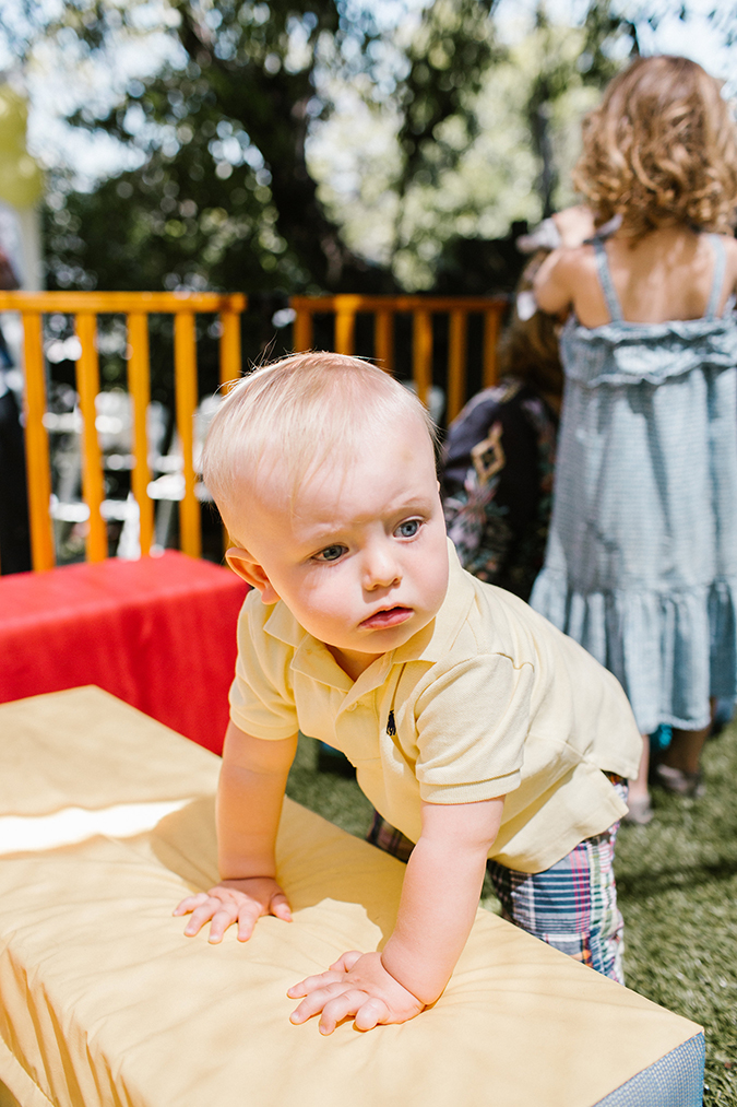 a bee-themed first "bee-day" party via laurenconrad.com