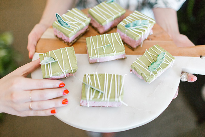 vegan strawberry basil cheesecake bars via laurenconrad.com