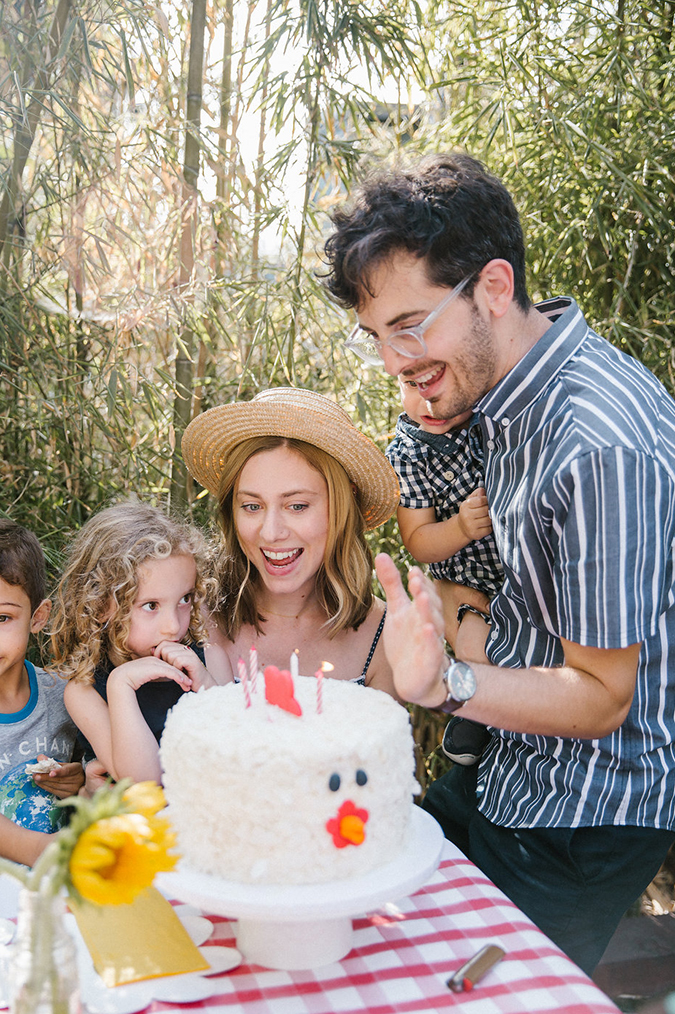 chicken themed birthday party via laurenconrad.com