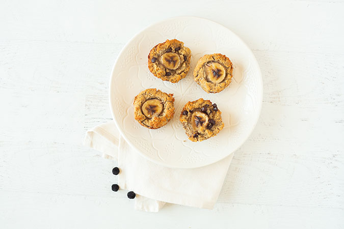 be well by kelly banana bread muffin recipe via laurenconrad.com