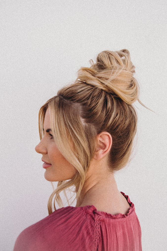 barefoot blonde top knot tutorial via laurenconrad.com