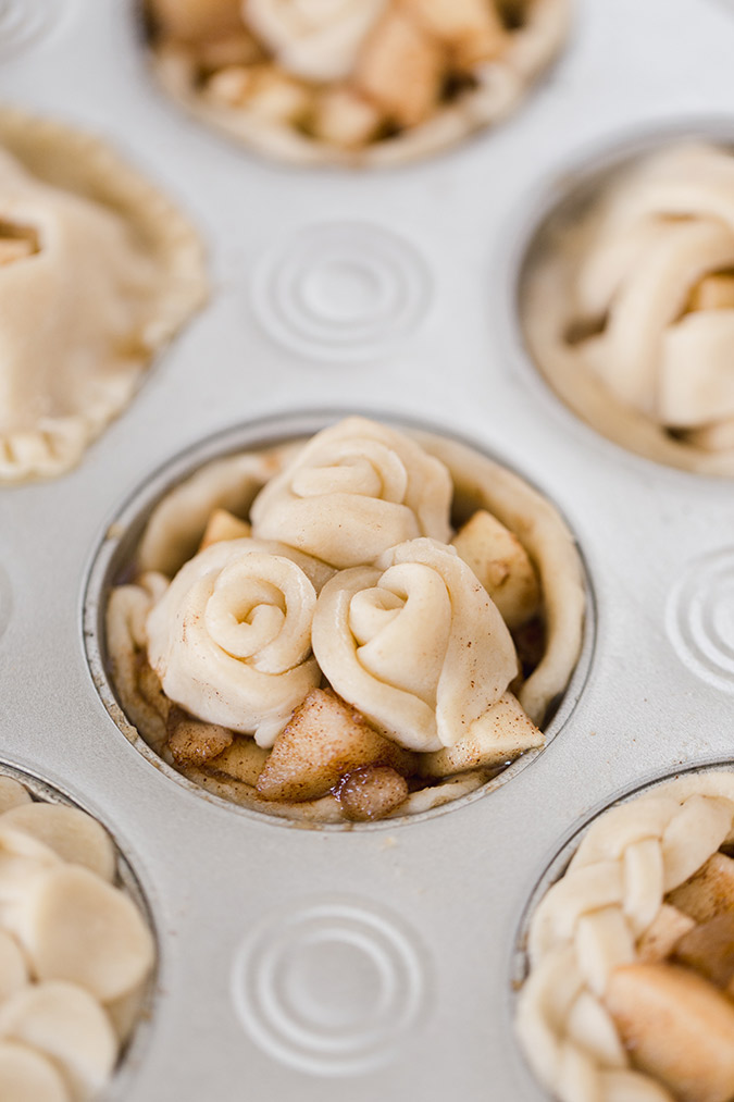 mini apple pear pies via laurenconrad.com