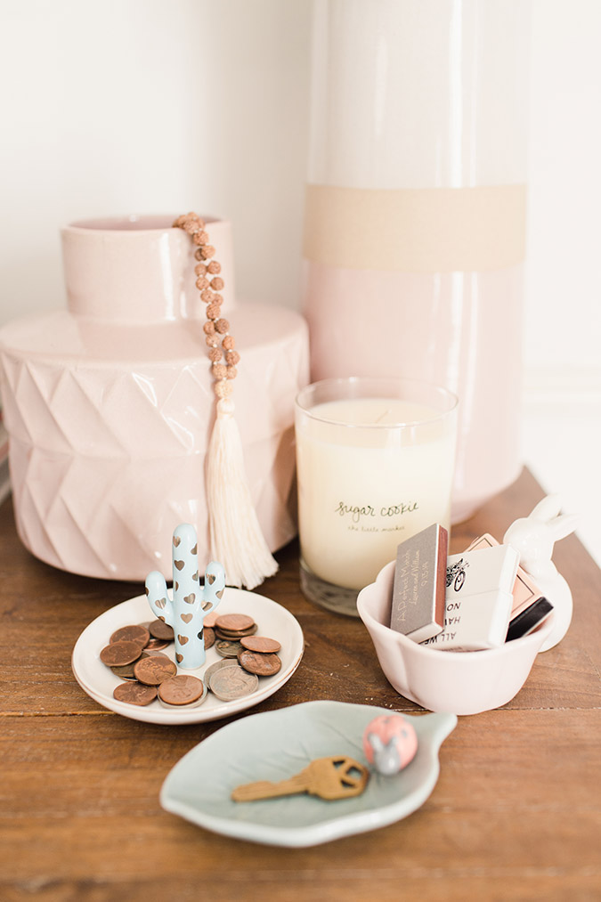 https://laurenconrad.com/wp-content/uploads/2019/01/Trinket-Trays-5.jpg