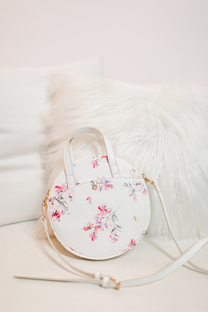 kohls white handbags