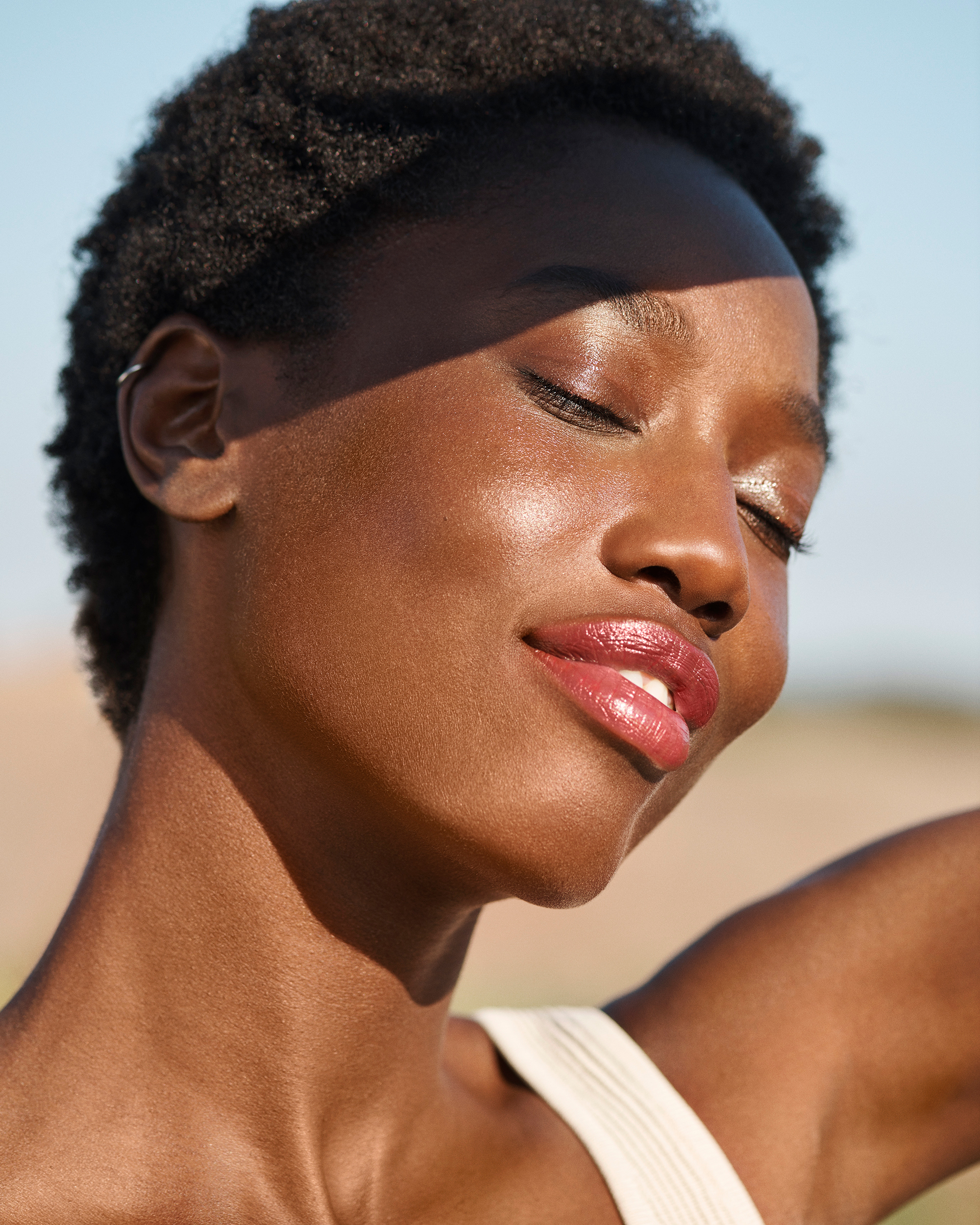 How to Wear a Berry Lip Like a California Girl