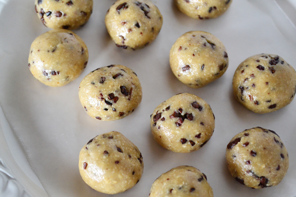 Recipe Box: Healthy No-Bake Cookie Dough Bites